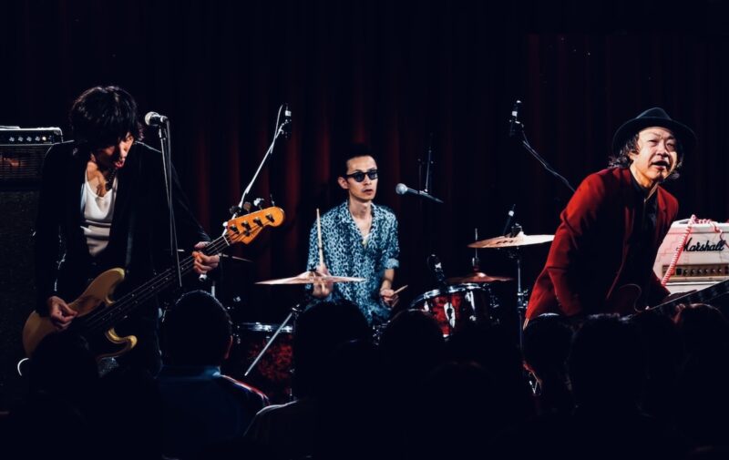 Radio Caroline tour “kick out heavy 2025”